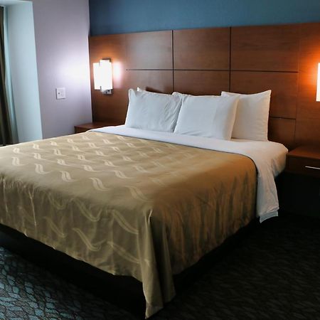 Quality Inn & Suites Watertown Fort Drum Calcium Exterior foto