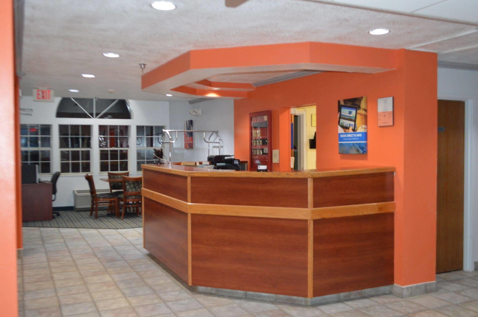 Quality Inn & Suites Watertown Fort Drum Calcium Exterior foto